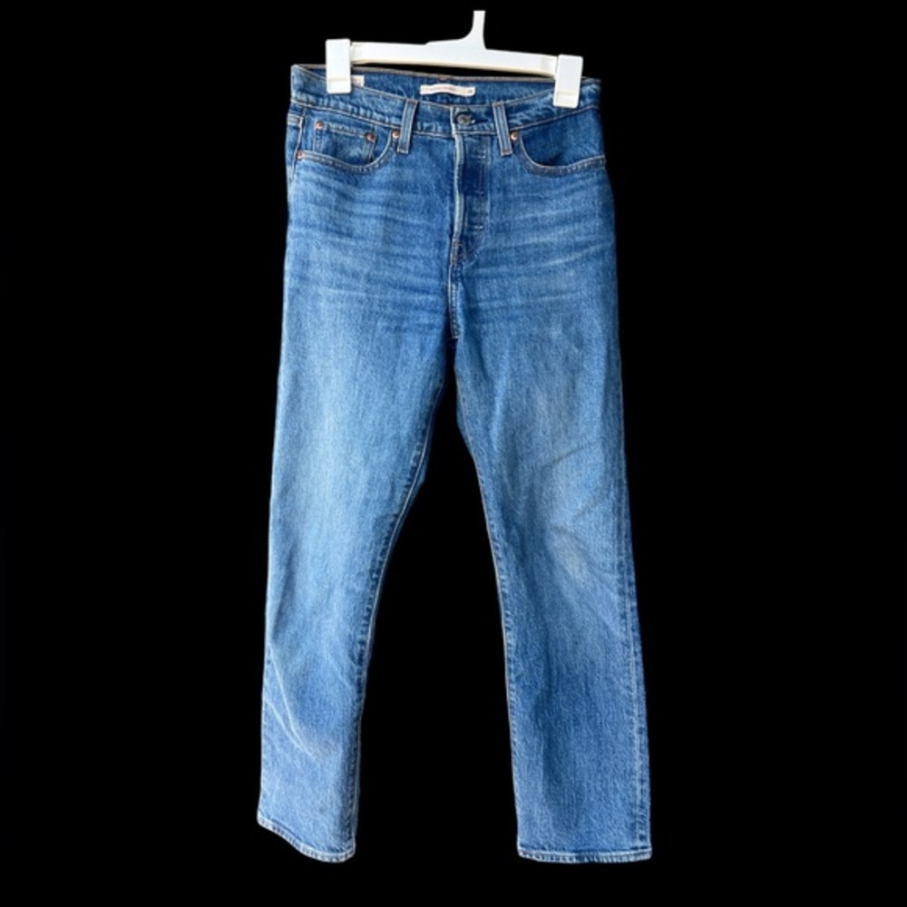 Levi's Women's Wedgie Straight Leg Jeans - Medium Blue